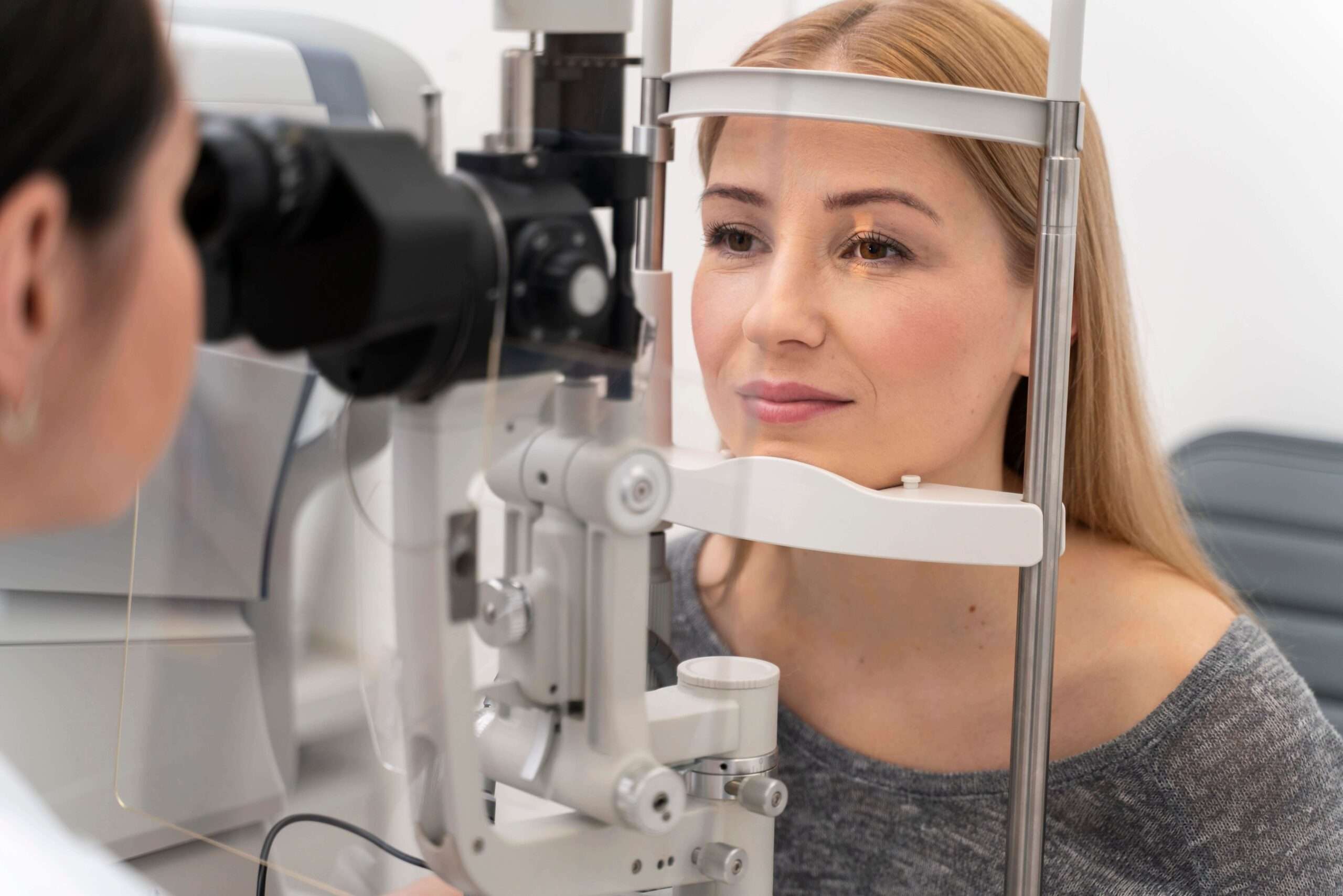 Medición presión Intraocular Optica Sanse